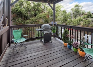 407 2nd St Unit 2R, Jersey City, NJ 07302