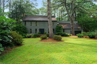1305 Watersedge Dr, Virginia Beach, VA 23452
