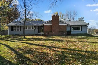 212 S Titus Ave, Excelsior Springs, MO 64024