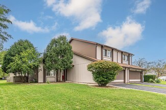 560 Lasalle Ct, Buffalo Grove, IL 60089