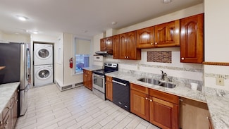 1906 Beacon St Unit 1, Brookline, MA 02445
