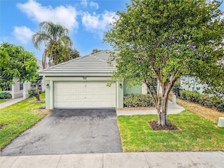 2719 Arrowwood Ct, Davie, FL 33328