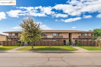 1510 12th St, Tracy, CA 95376