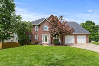 5023 King Richard Ct, Ashland, KY 41101