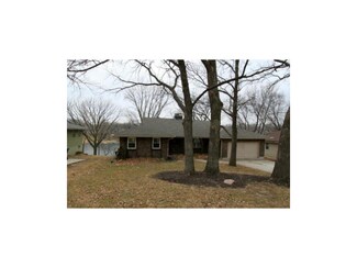 8004 NW Pleasant Ford Rd, Kansas City, MO 64152