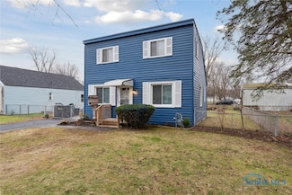 5518 Merriman Dr, Sylvania, OH 43560