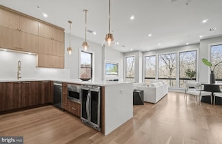 160 Central Ave Unit 3, Jersey City, NJ 07307