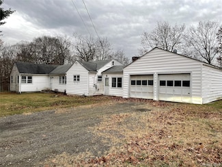 20 Hillcrest Ln, Rhinebeck, NY 12572