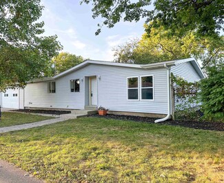 115 Walnut St, Goshen, IN 46528