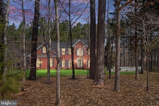 24 Ruffian Dr, Stafford, VA 22556