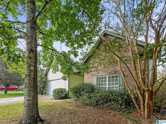 1908 Kent Cir, Leeds, AL 35094