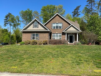 1546 Old Hickory Ln, Lenoir City, TN 37772