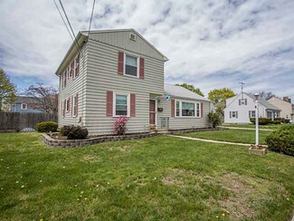 234 Ausdale Rd, Cranston, RI 02910