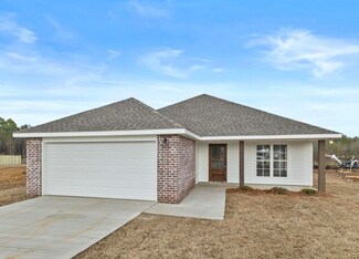 108 E Bartlett Way, Hattiesburg, MS 39402