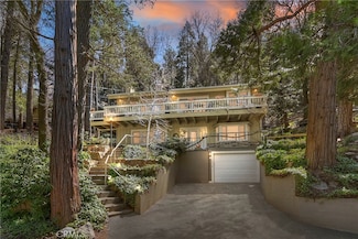 1212 Jungfrau Dr, Crestline, CA 92325