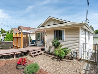 646 Adele Ave, Bremerton, WA 98312