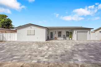 16922 SW 107th Place, Miami, FL 33157