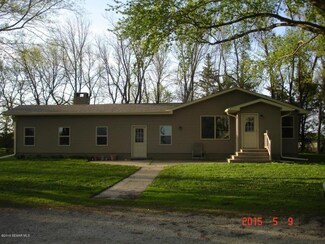 10048 SW 37th Ave, Ellendale, MN 56026