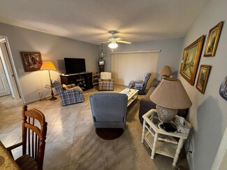 701 Lori Dr Unit 204, Palm Springs, FL 33461