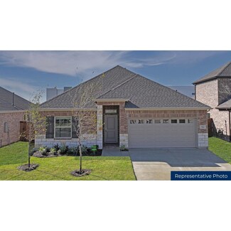 6716 Golden Grove Rd, Fort Worth, TX 76123
