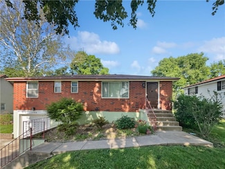 1724 Grand Ave, Leavenworth, KS 66048