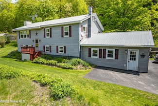 3180 Coach Rd, Argyle, NY 12809
