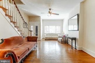 2440 S 13th St, Philadelphia, PA 19148