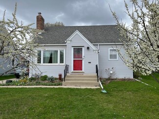 21 12th Ave SE, Rochester, MN 55904