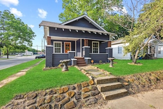 1031 W Chestnut St, Denison, TX 75020