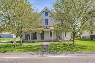 1289 White Hall Rd, Turbotville, PA 17772