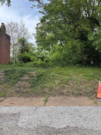 6311 Page Ave, Saint Louis, MO 63133