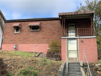 215 Madison Ave, Mingo Junction, OH 43938