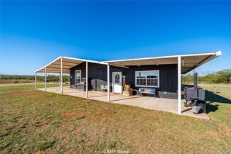 587 County Road 152, Sylvester, TX 79560
