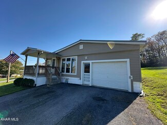 3804 39th St, Altoona, PA 16601