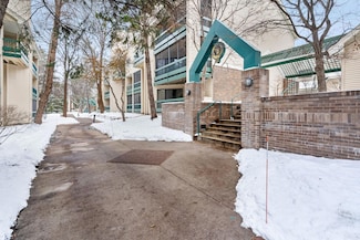 7635 Edinborough Way Unit 5205, Edina, MN 55435