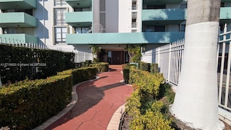 1825 W 44th Place Unit 208, Hialeah, FL 33012