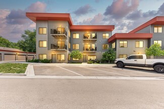 293 N 2nd St Unit 201, Brighton, MI 48116