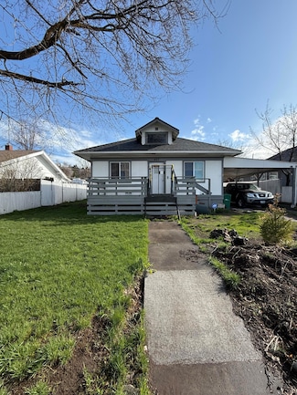 427 N Crater Lake Pkwy, Klamath Falls, OR 97601
