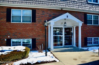 260 Pittsfield Rd Unit B-8, Lenox, MA 01240