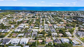 1001 NE 2nd Terrace, Boca Raton, FL 33432