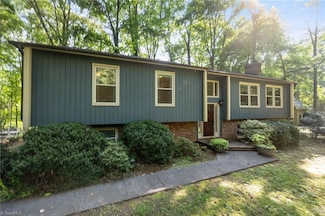 505 Ray Dr W, Kernersville, NC 27284