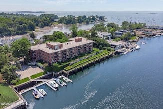 636 Steamboat Rd Unit 3ABE, Greenwich, CT 06830