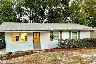 158 Linda Cir, Ocean Springs, MS 39564