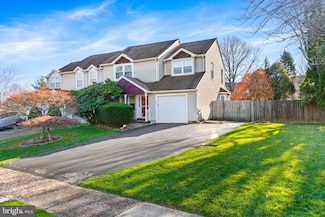 29 Tree Bark Ln, Southampton, PA 18966