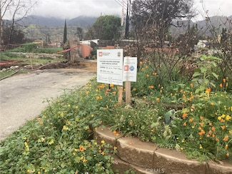 305 W Las Flores Dr, Altadena, CA 91001