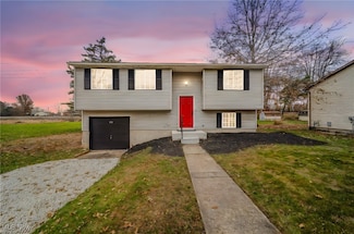 976 Kevin Dr, Kent, OH 44240