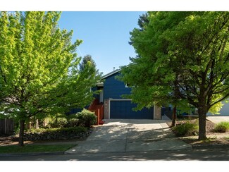 2321 NE 52nd St, Vancouver, WA 98663
