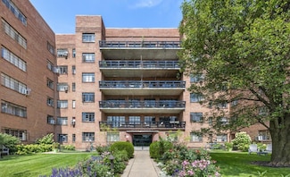 505 Cherry St SE Unit 414, Grand Rapids, MI 49503