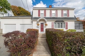 58 Goodrich St, Fitchburg, MA 01420