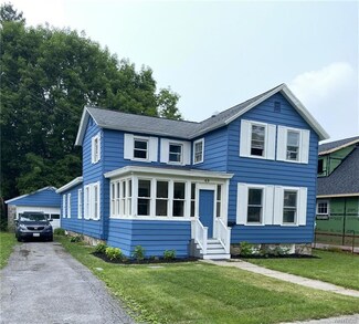 49 Fennell St, Skaneateles, NY 13152